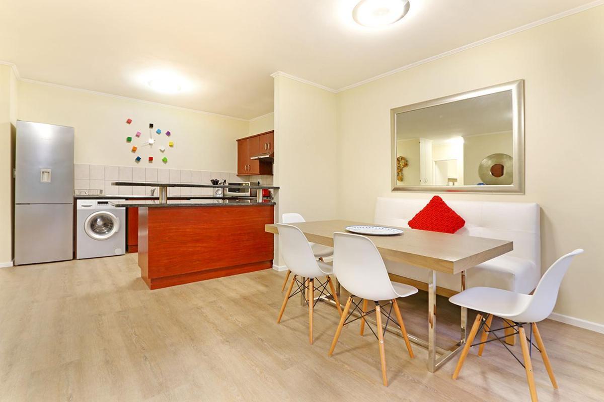 Capri 101 By Hostagents Apartment Cape Town Exterior photo